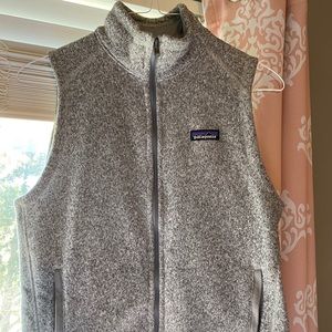 Patagonia vest size medium